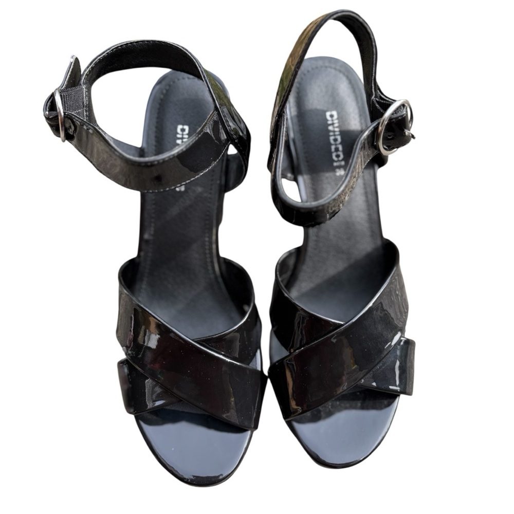 Chic Black Sandals with Chunky Heel